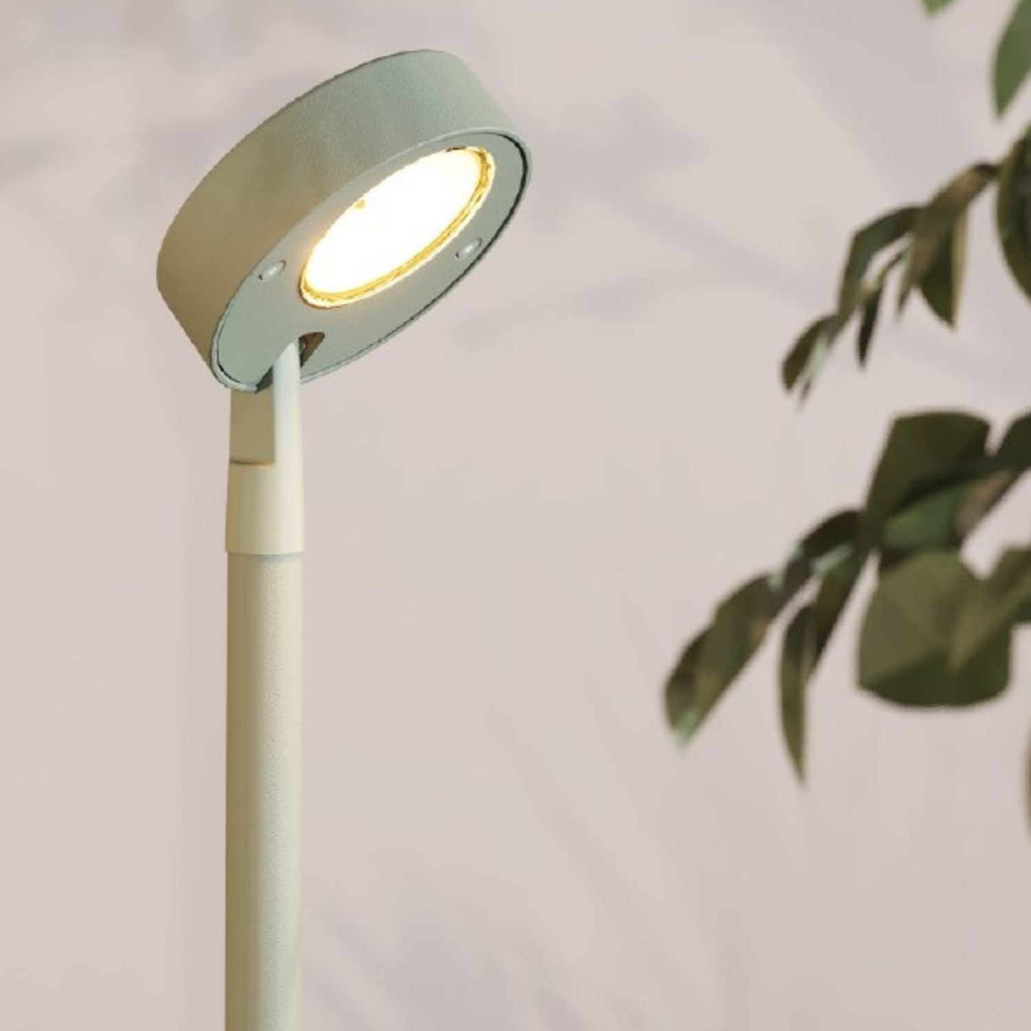 Poste Balizador Tibo Orientável LED