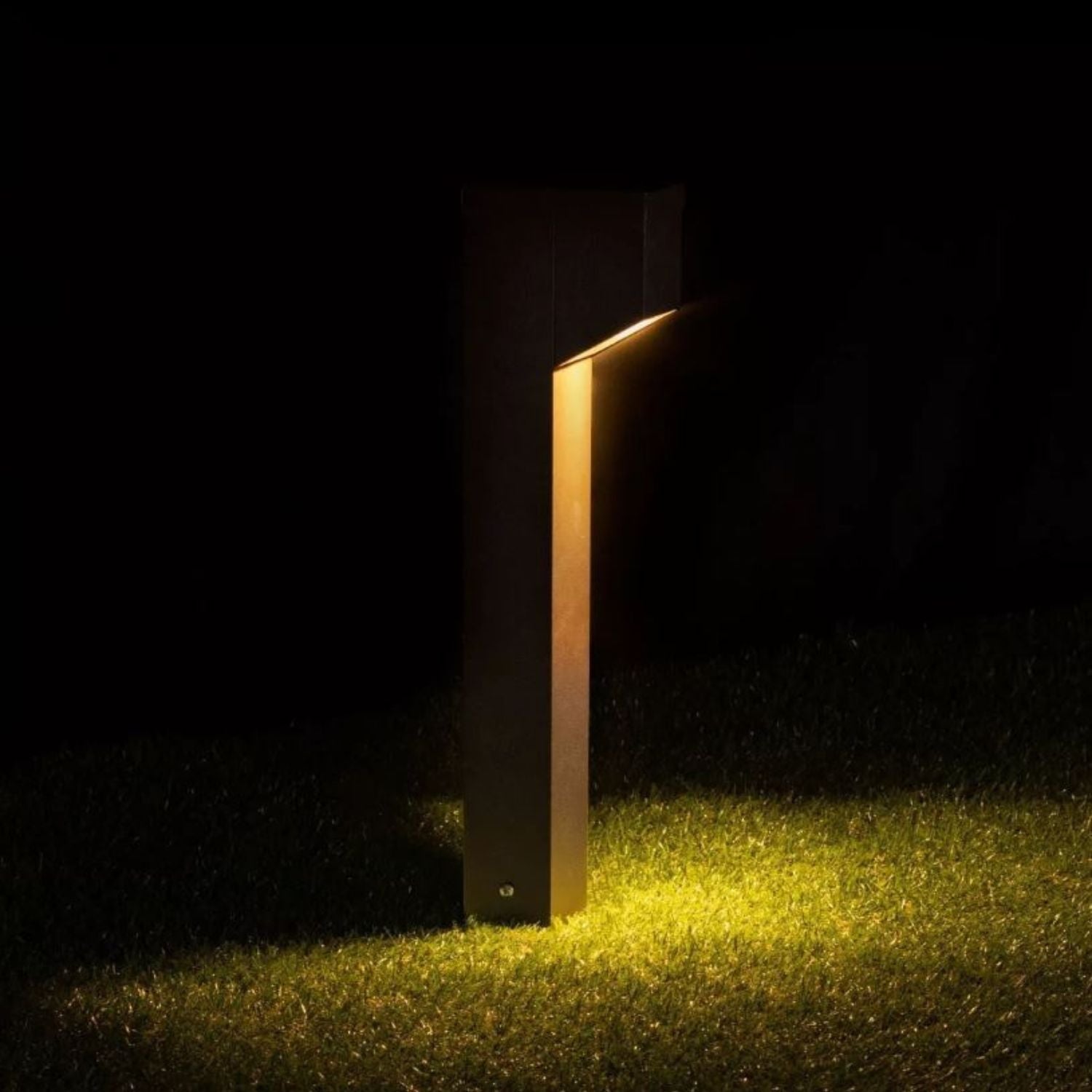 Poste Balizador de Jardim 1 Facho