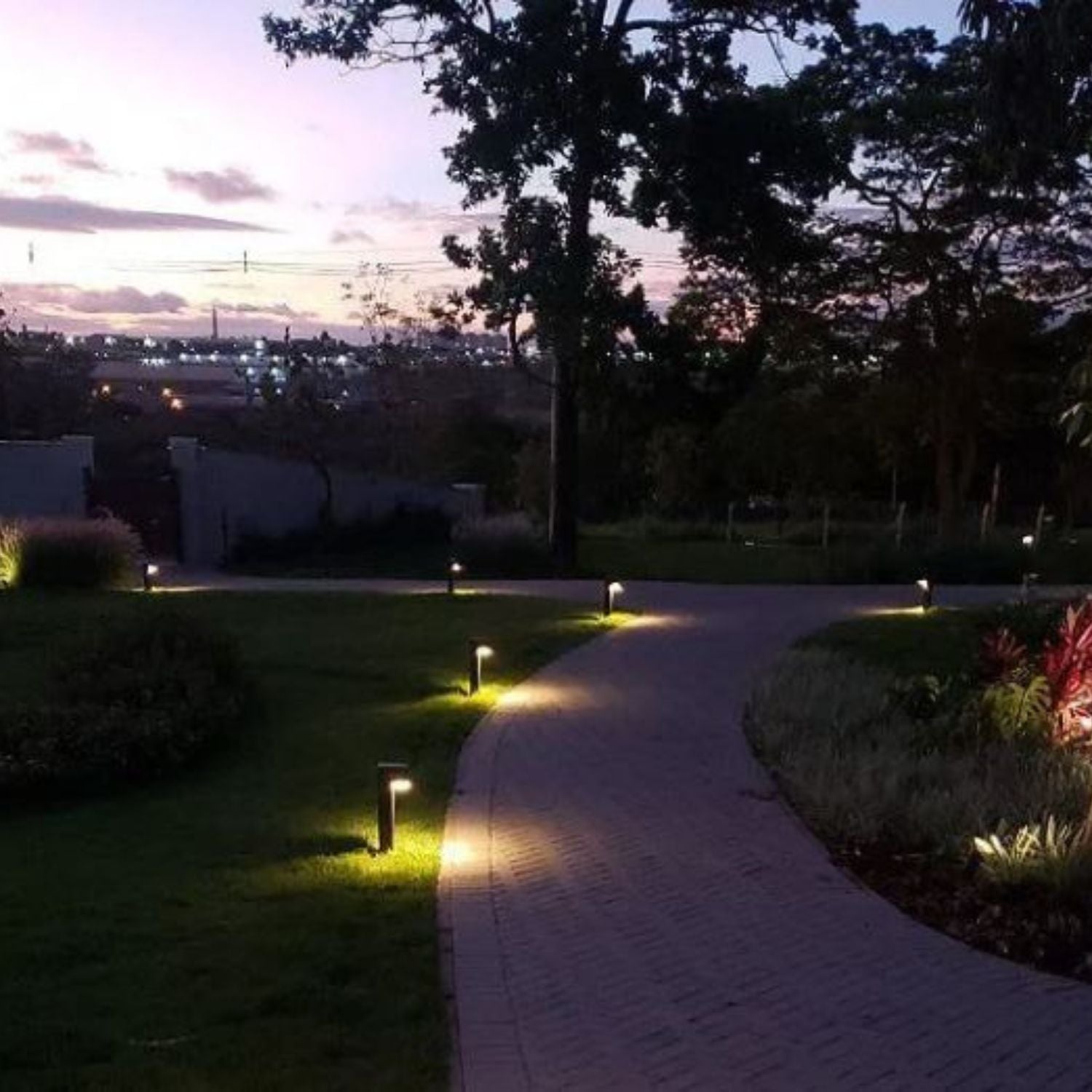 Poste Balizador de Jardim 1 Facho