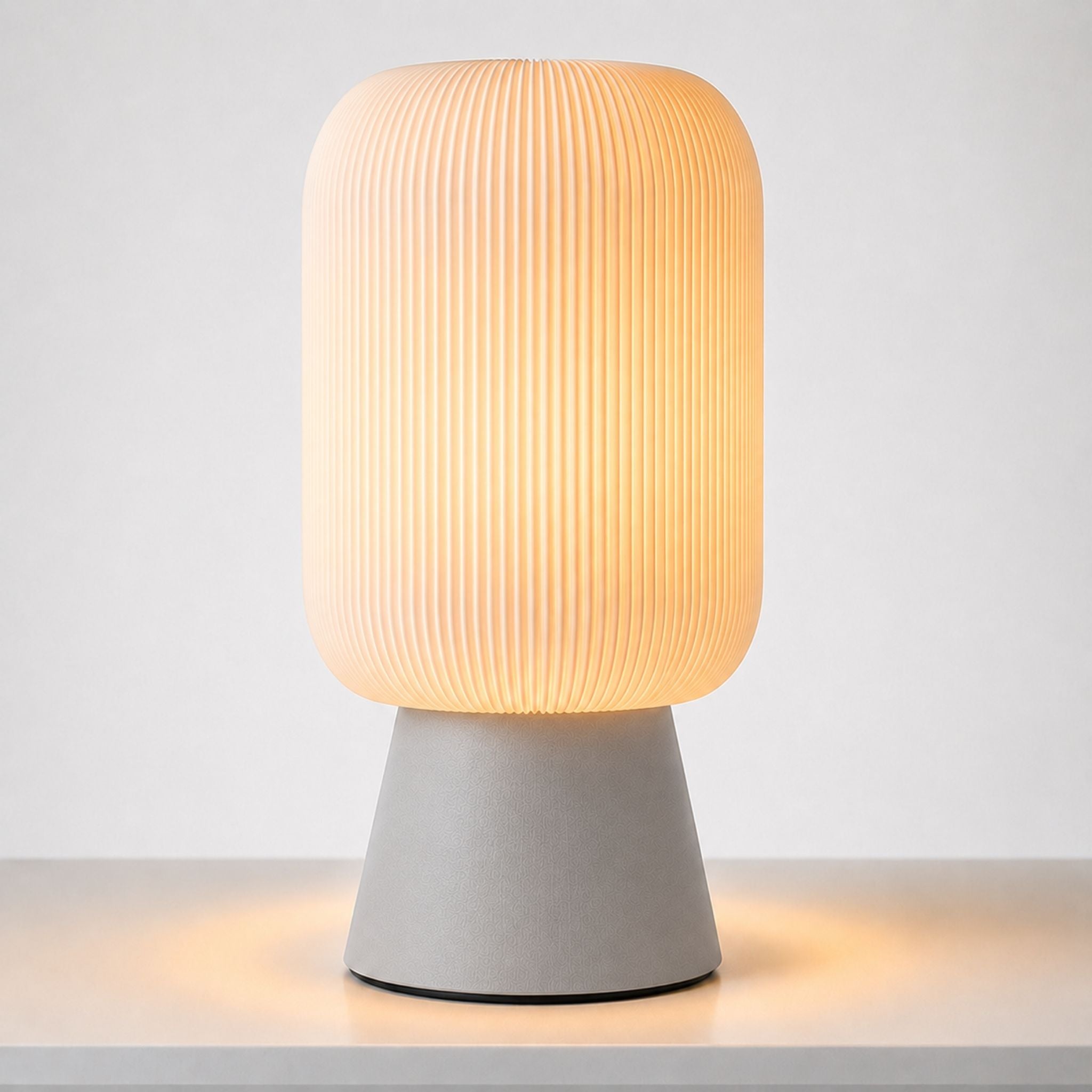 ABAJUR DE MESA KORA COM LAMPADA LED BIVOLT E27 LUMINÁRIA MODERNA