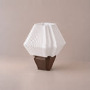 Abajur de Mesa Hexagonal com Lâmpada LED Bivolt