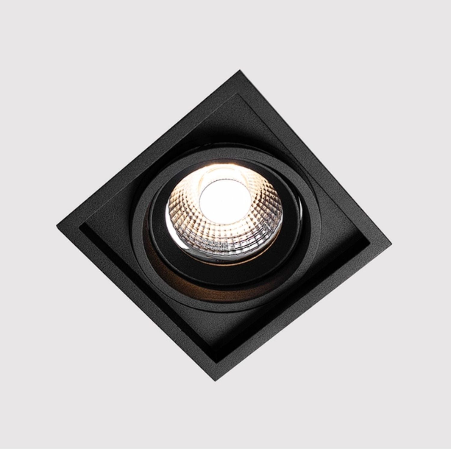 Spot Embutir Recuado Orientável AR 70  - Interlight 4703