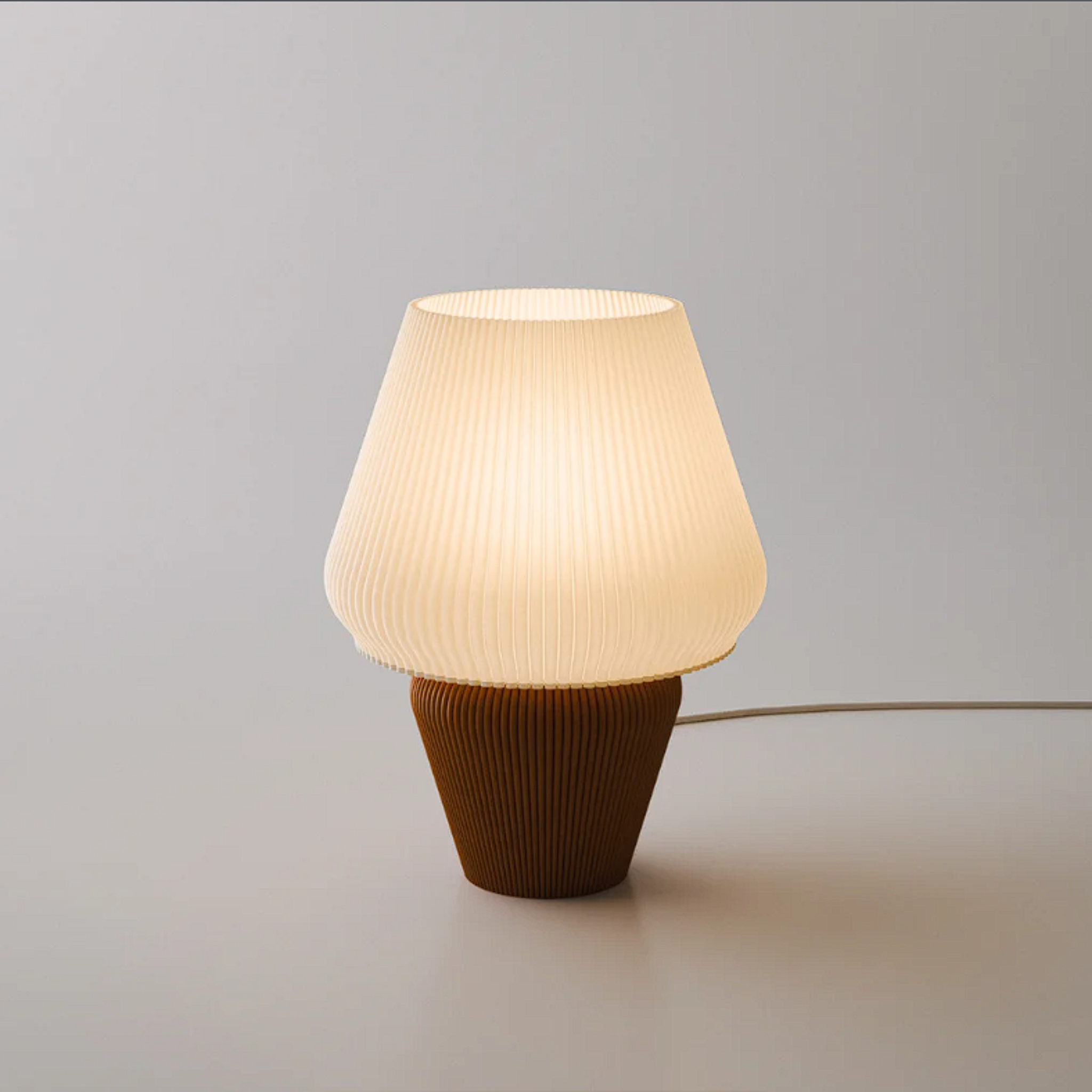 ABAJUR DE MESA AURA COM LAMPADA LED BIVOLT E27 LUMINÁRIA MODERNA