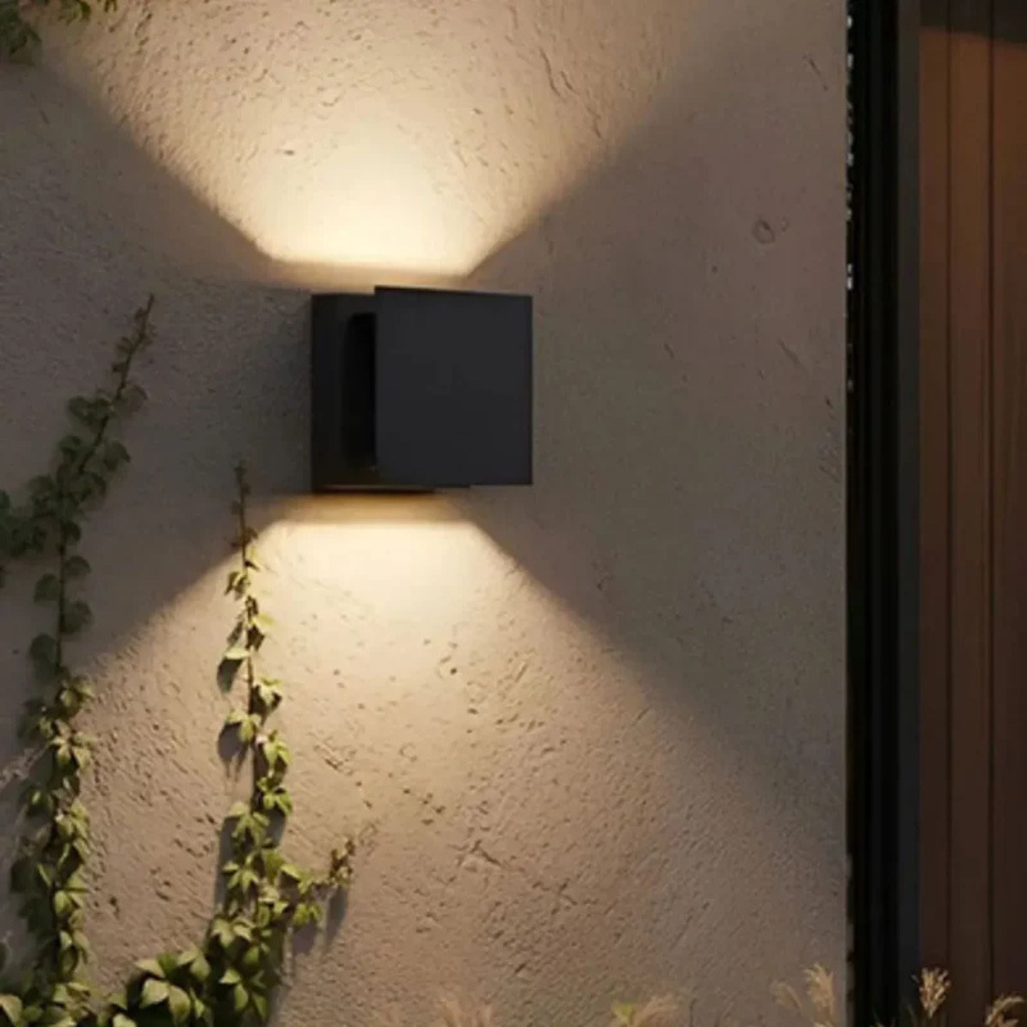 Arandela Mini Quasar Com Facho Ajustável Led - Interlight 4001