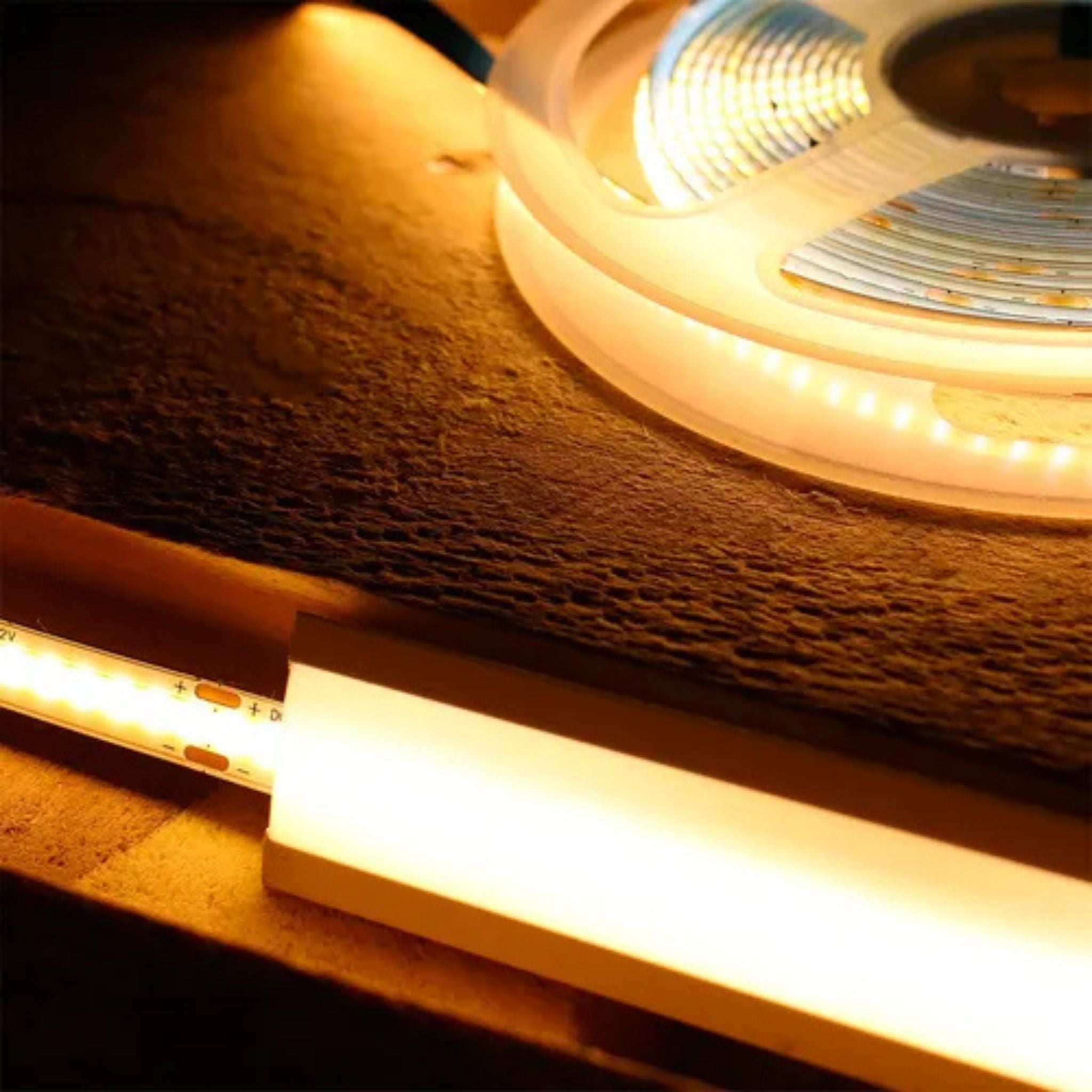 Fita LED COB 12V 320 LEDs/m  8W IRC>90 – Opus