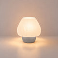 Abajur de Mesa Lumera Cogumelo Mini cinza claro – aceso