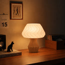 Abajur de Mesa Nara Ondulado com Lâmpada LED Bivolt