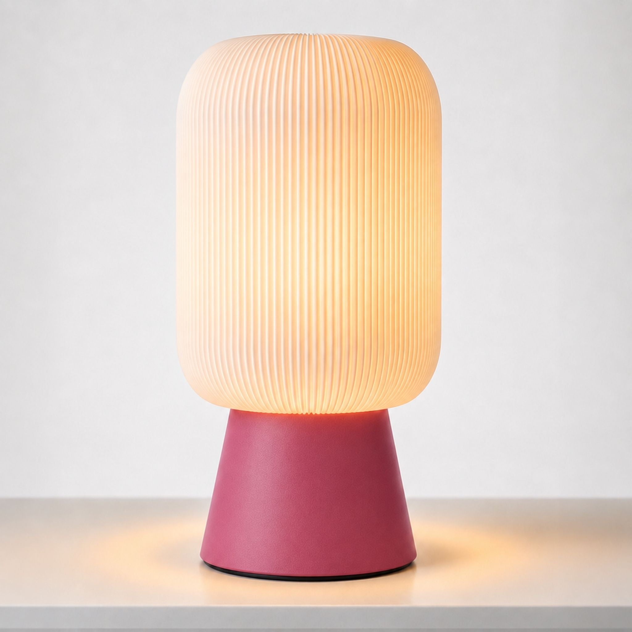 ABAJUR DE MESA KORA COM LAMPADA LED BIVOLT E27 LUMINÁRIA MODERNA