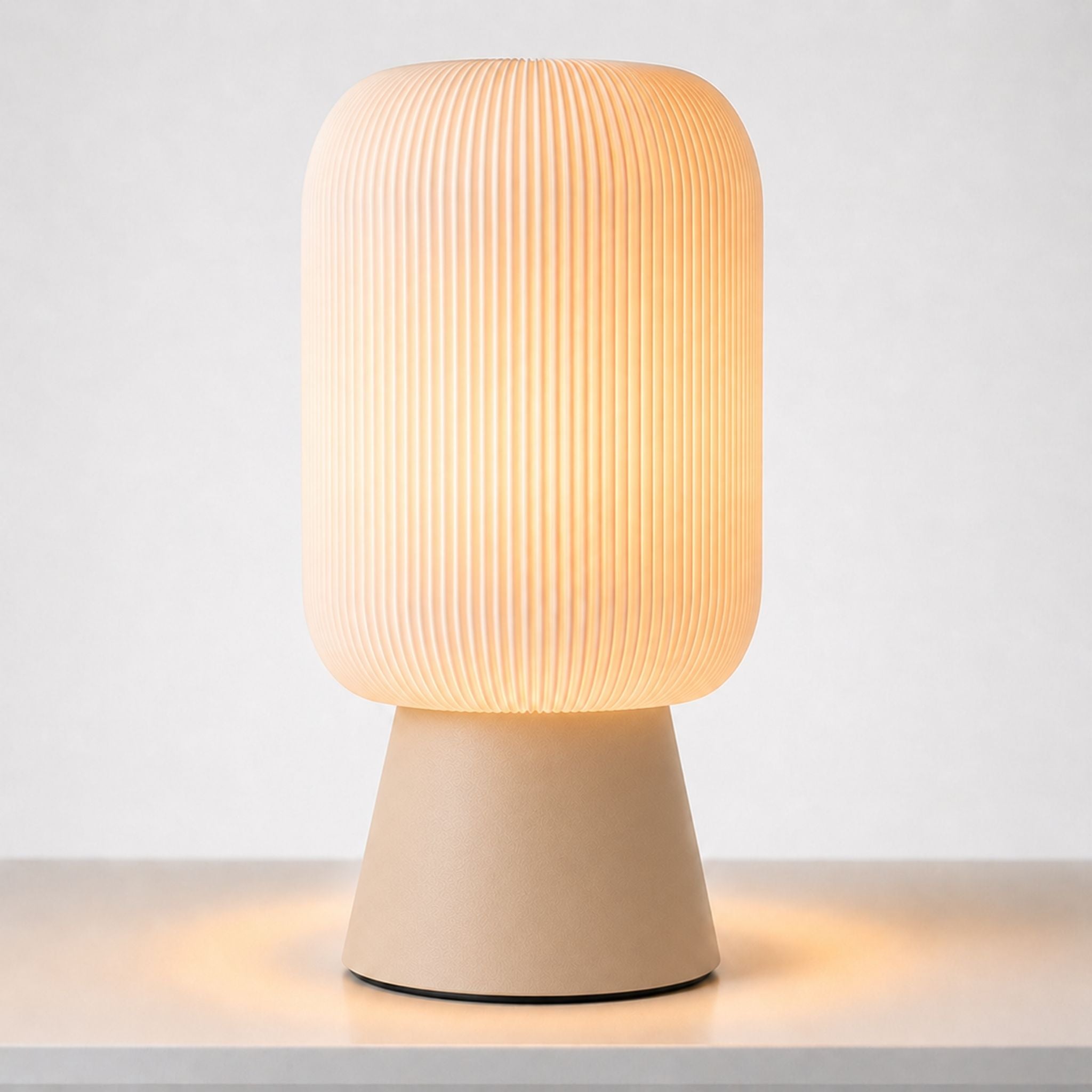 ABAJUR DE MESA KORA COM LAMPADA LED BIVOLT E27 LUMINÁRIA MODERNA